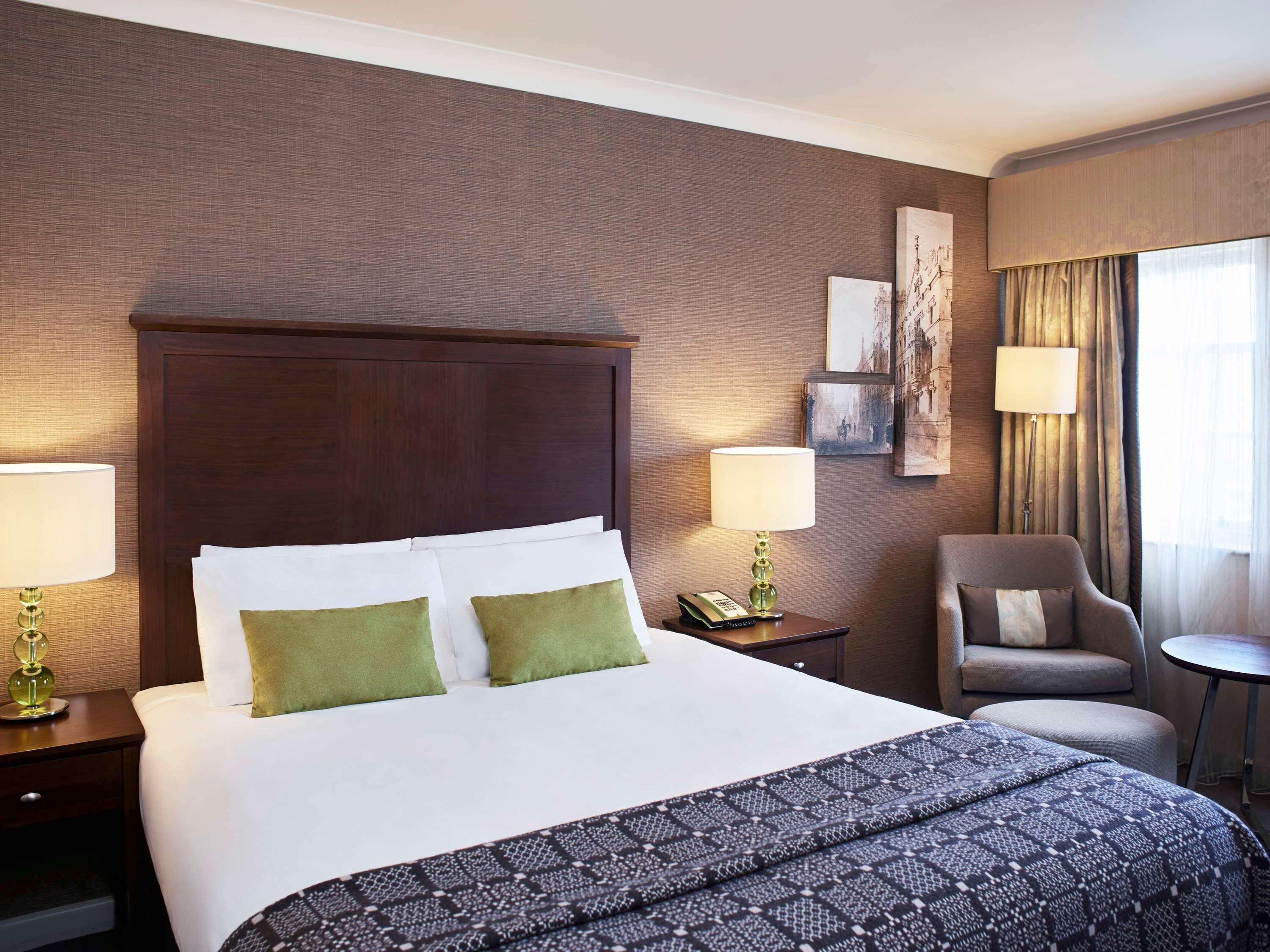 Mercure Exeter Southgate Hotel Bagian luar foto